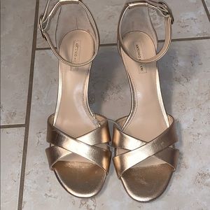 Antonio Melani Rose Gold Heels size 9
